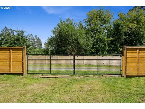 3802 Maple Lane Tillamook OR 97141