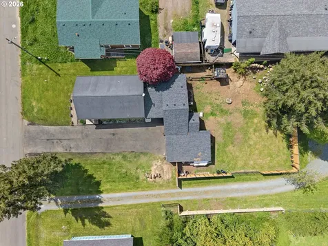 3802 Maple Lane Tillamook OR 97141