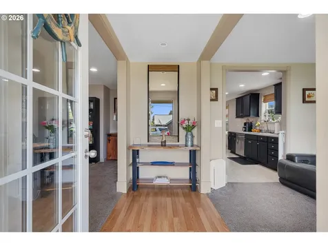 3802 Maple Lane Tillamook OR 97141