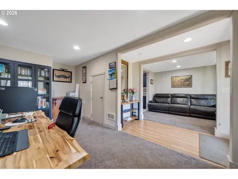 3802 Maple Lane Tillamook OR 97141
