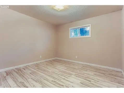 810 Yale Avenue Gladstone OR 97027