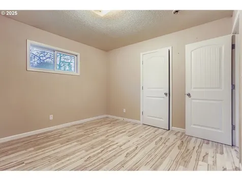 810 Yale Avenue Gladstone OR 97027