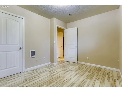 810 Yale Avenue Gladstone OR 97027