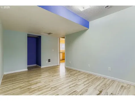 810 Yale Avenue Gladstone OR 97027