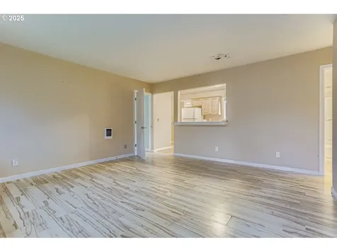 810 Yale Avenue Gladstone OR 97027