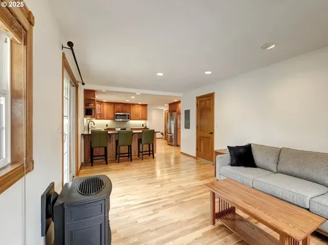 313 NE 18th Avenue Hillsboro OR 97124