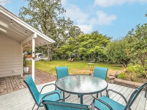 313 NE 18th Avenue Hillsboro OR 97124
