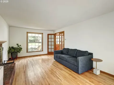 313 NE 18th Avenue Hillsboro OR 97124