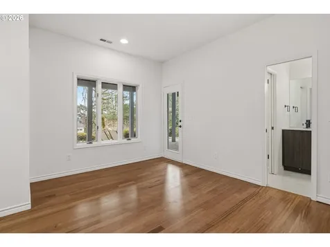 1140 SW Fairfax Place Portland OR 97225