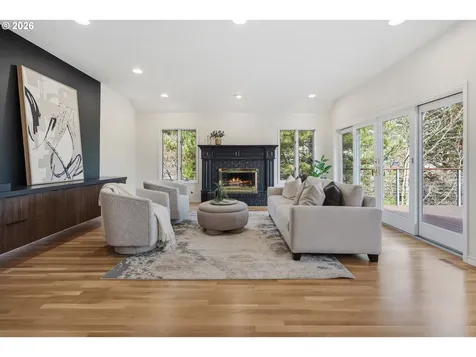 1140 SW Fairfax Place Portland OR 97225