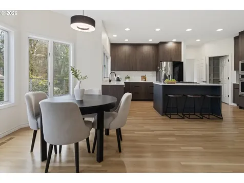 1140 SW Fairfax Place Portland OR 97225