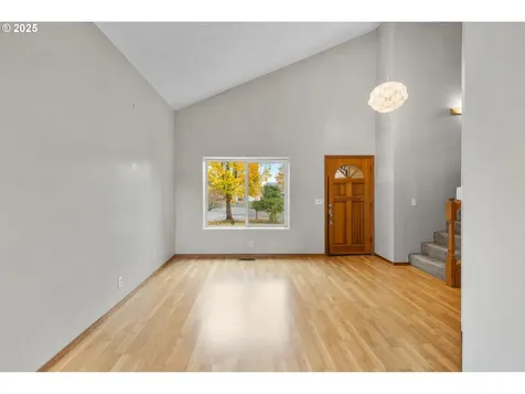 1212 SW Edgefield Avenue Troutdale OR 97060