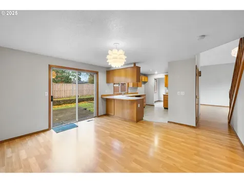 1212 SW Edgefield Avenue Troutdale OR 97060