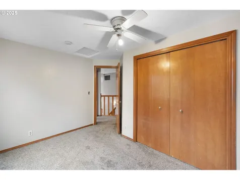 1212 SW Edgefield Avenue Troutdale OR 97060