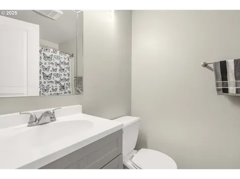14807 NE 32nd Circle Vancouver WA 98682