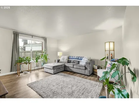 14807 NE 32nd Circle Vancouver WA 98682