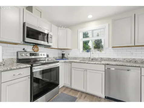 14807 NE 32nd Circle Vancouver WA 98682