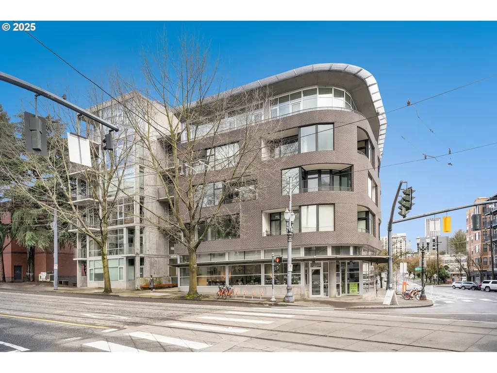 1234 SW 18th Avenue Portland OR 97205