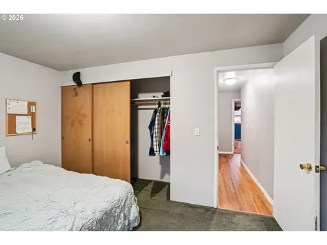 907 SE 179th Avenue Portland OR 97233
