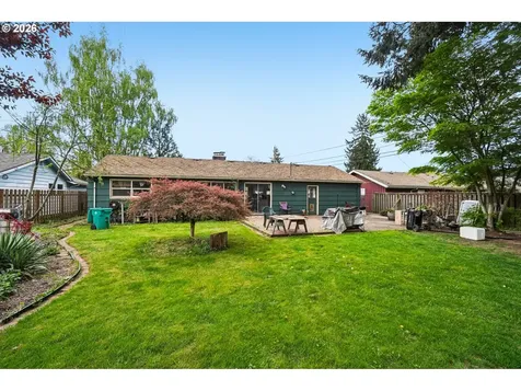907 SE 179th Avenue Portland OR 97233