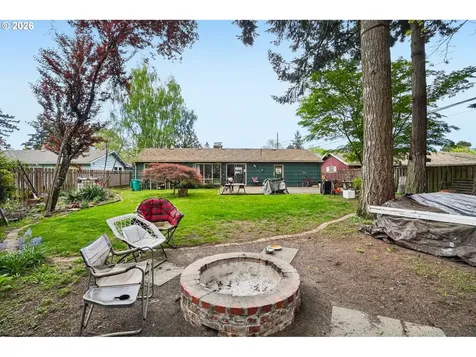 907 SE 179th Avenue Portland OR 97233
