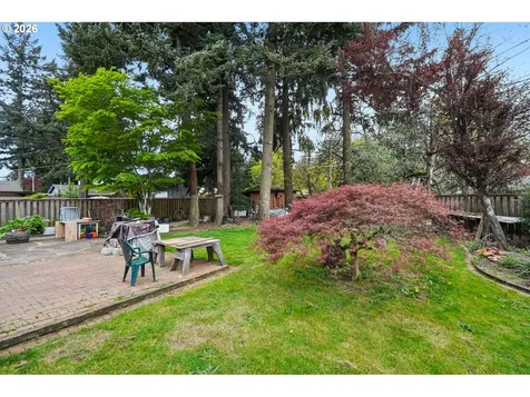907 SE 179th Avenue Portland OR 97233