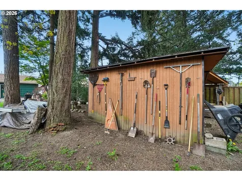 907 SE 179th Avenue Portland OR 97233