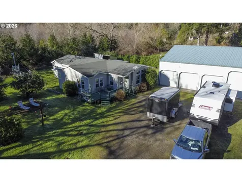 9580 N Fork Siuslaw Road Florence OR 97439