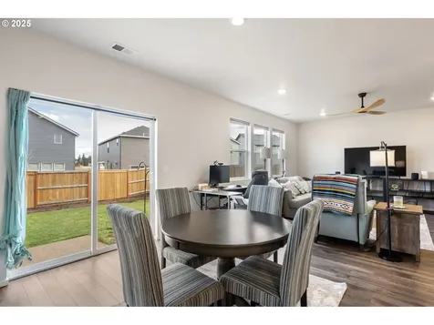 426 Bivens Street NE Salem OR 97301