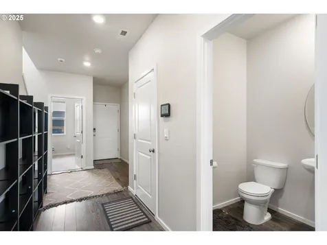426 Bivens Street NE Salem OR 97301
