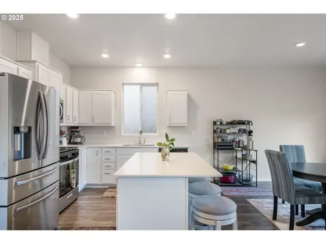 426 Bivens Street NE Salem OR 97301