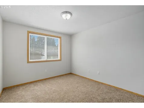 9718 NE 45th Place Vancouver WA 98665
