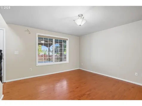 9718 NE 45th Place Vancouver WA 98665