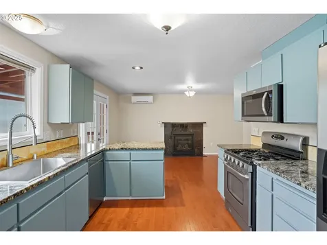 9718 NE 45th Place Vancouver WA 98665