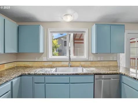 9718 NE 45th Place Vancouver WA 98665
