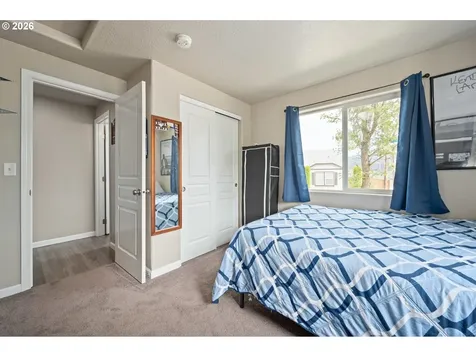 4946 Holly Street Springfield OR 97478