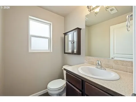 4946 Holly Street Springfield OR 97478