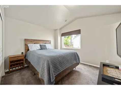 4946 Holly Street Springfield OR 97478