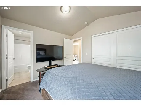 4946 Holly Street Springfield OR 97478