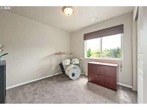 4946 Holly Street Springfield OR 97478