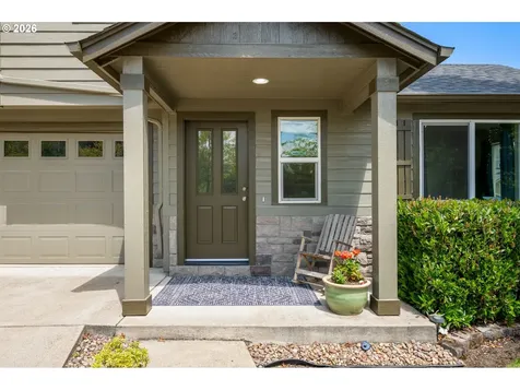 4946 Holly Street Springfield OR 97478