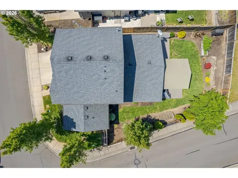 4946 Holly Street Springfield OR 97478