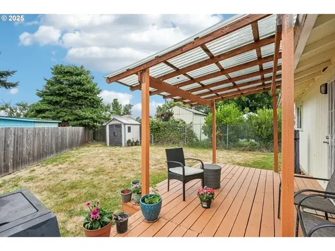 4047 N Attu Street Portland OR 97203