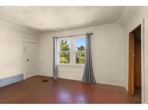 546 NE Stanton Street Portland OR 97212