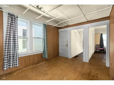 546 NE Stanton Street Portland OR 97212