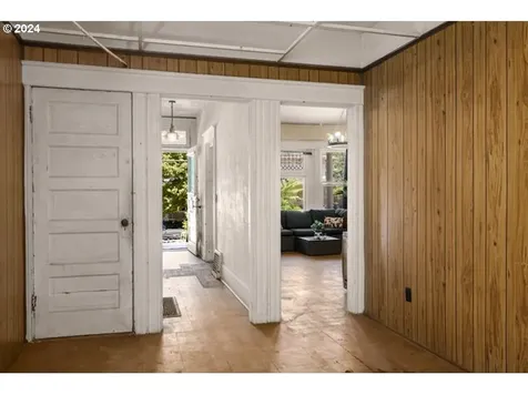 546 NE Stanton Street Portland OR 97212