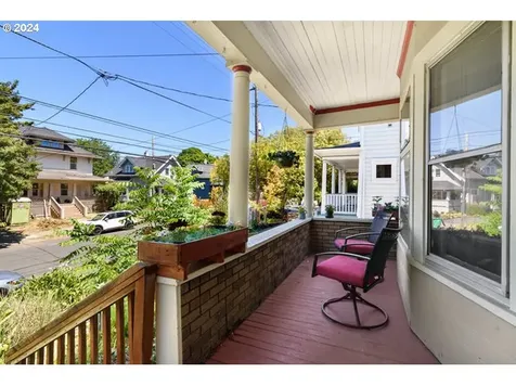 546 NE Stanton Street Portland OR 97212