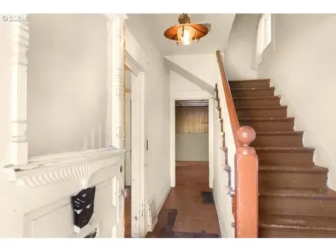 546 NE Stanton Street Portland OR 97212