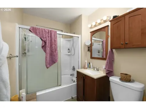 1023 NE 60th Avenue NE Portland OR 97213