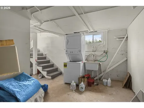 1023 NE 60th Avenue NE Portland OR 97213